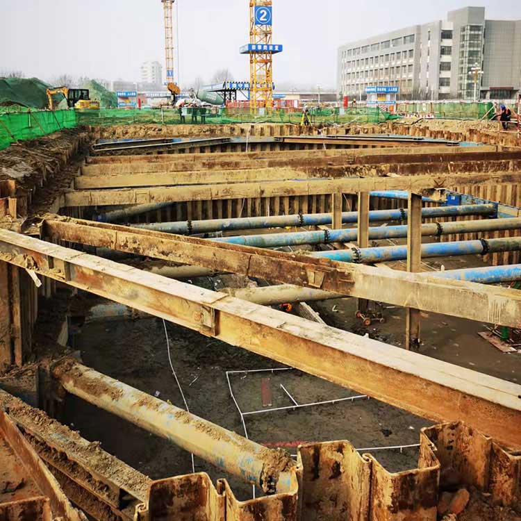 电力管道钢板桩施工